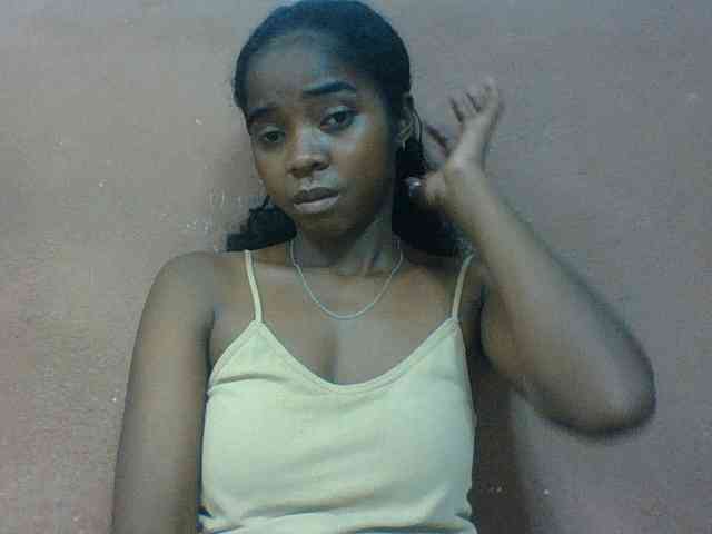 Luciah1 webcam