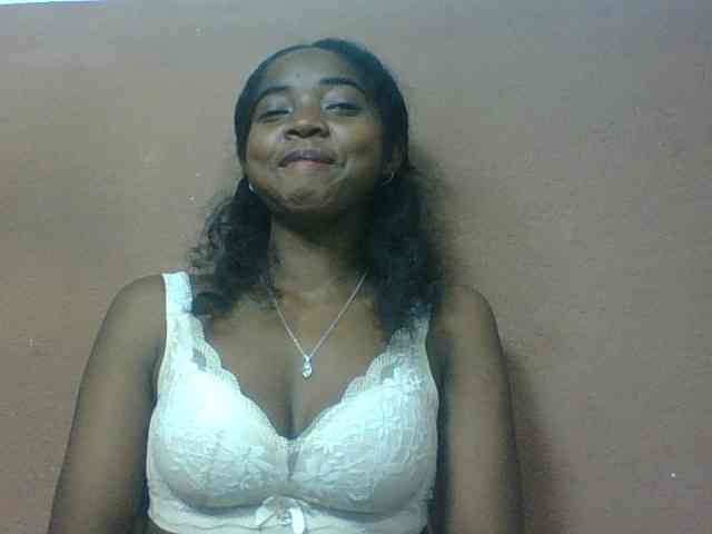 Luciah1 webcam