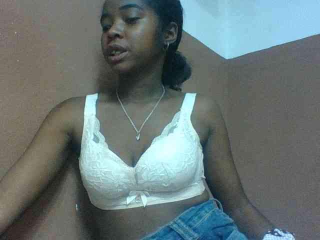 Luciah1 webcam