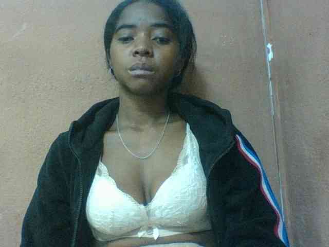 Luciah1 webcam
