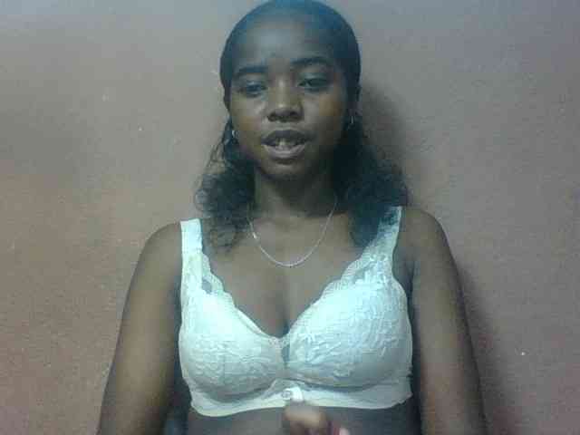 Luciah1 webcam