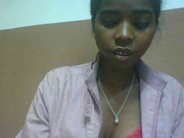 Luciah1 webcam