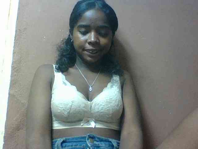 Luciah1 Live Webcam on BongaCams