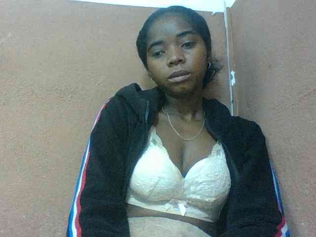 Luciah1 webcam
