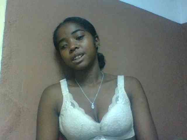 Luciah1 webcam