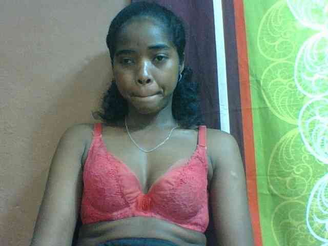 Luciah1 webcam