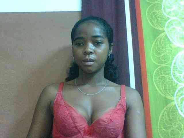 Luciah1 webcam