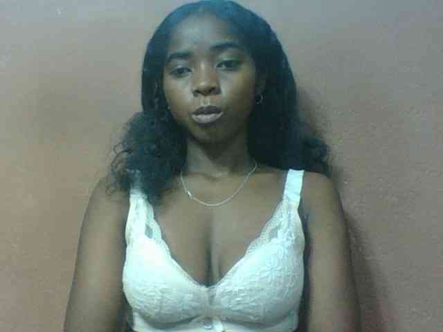 Luciah1 webcam