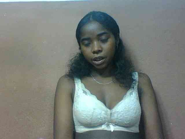 Luciah1 webcam