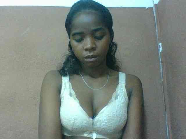 Luciah1 webcam