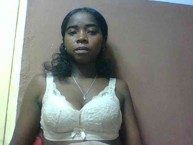 Luciah1 Live Webcam on BongaCams