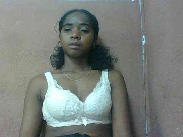 Luciah1 webcam
