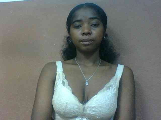 Luciah1 webcam