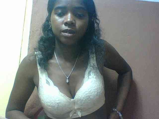 Luciah1 webcam