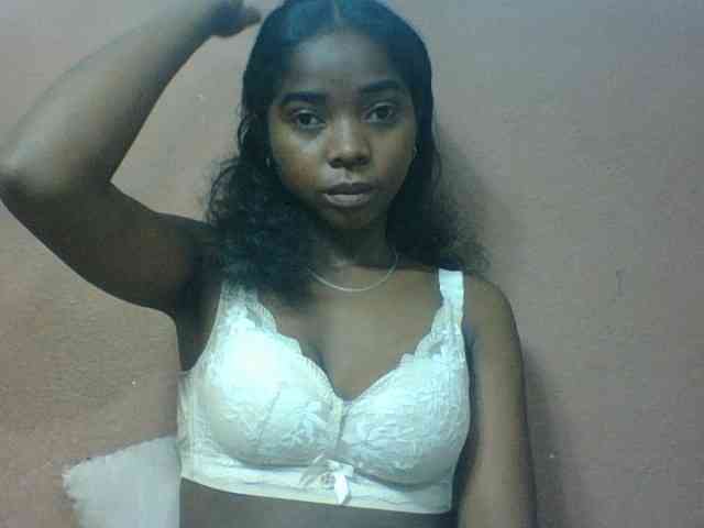 Luciah1 webcam