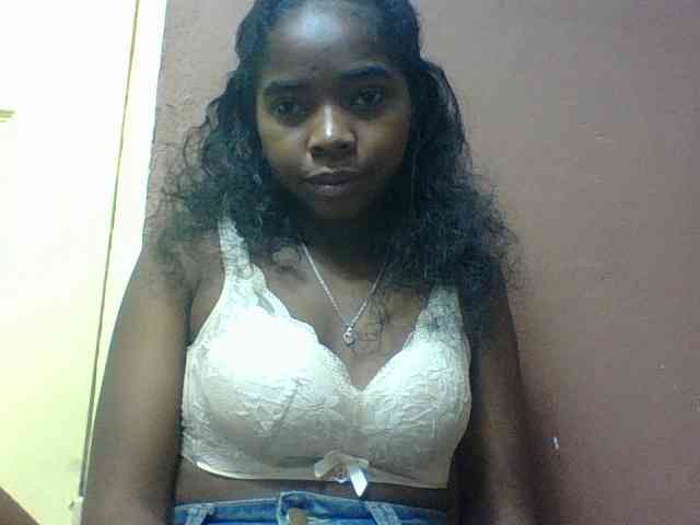 Luciah1 webcam