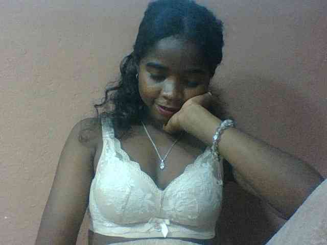 Luciah1 Live Webcam on BongaCams