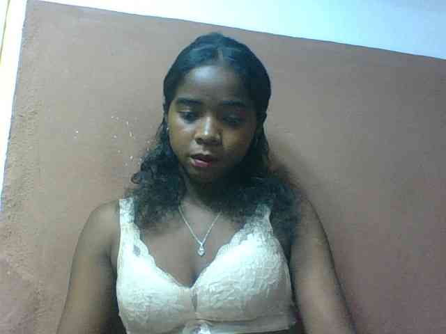 Luciah1 webcam