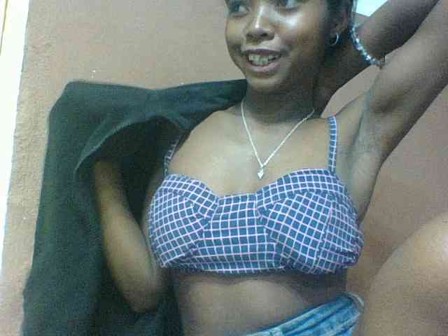 Luciah1 webcam