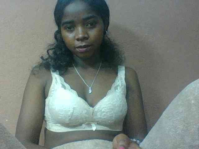Luciah1 webcam