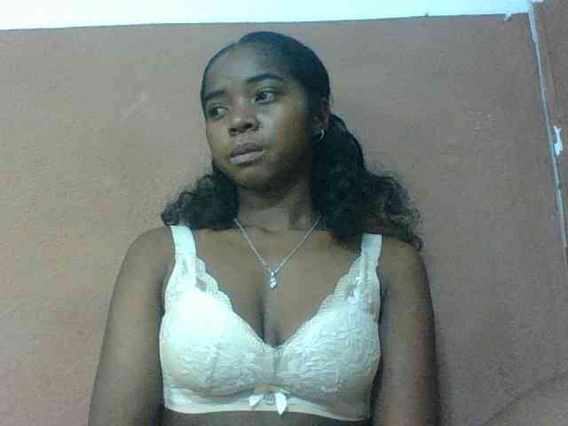 Luciah1 webcam