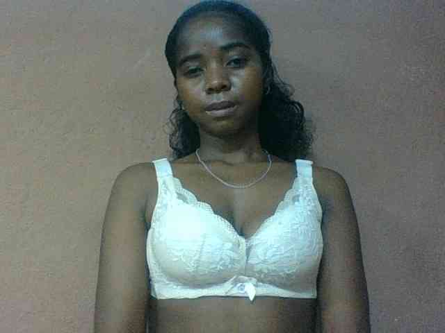 Luciah1 webcam