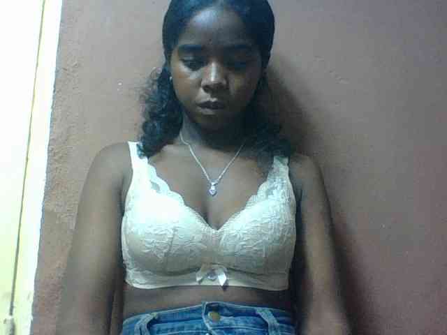 Luciah1 Live Webcam on BongaCams