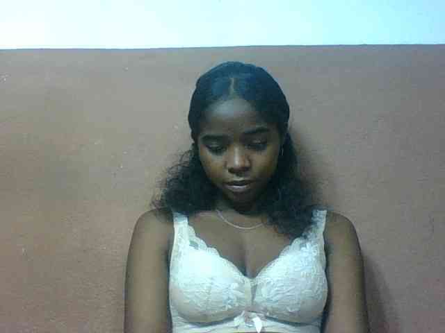 Luciah1 webcam