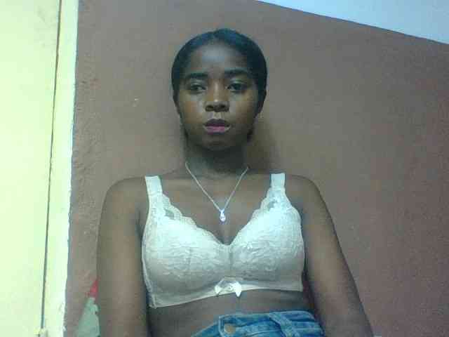 Luciah1 webcam