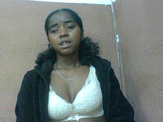 Luciah1 webcam
