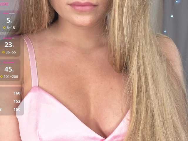YourLittleBong live cam on BongaCams