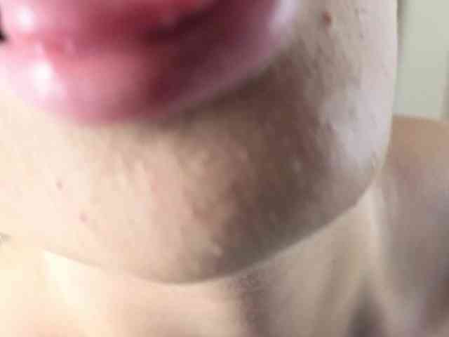 YourLittleBong webcam