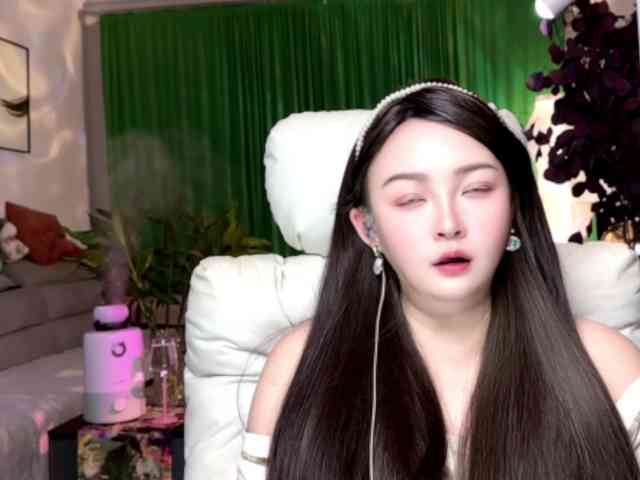 AnniBB webcam