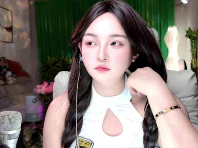 AnniBB webcam