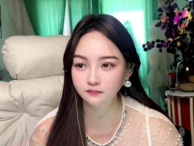 AnniBB webcam