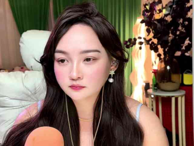 AnniBB webcam