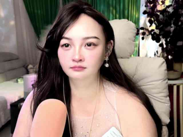 AnniBB webcam