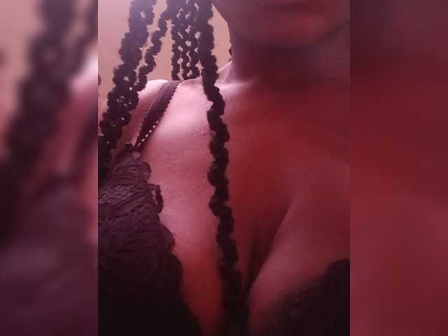 TheVipers live cam on BongaCams