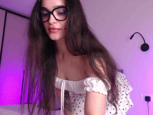 christinafit webcam