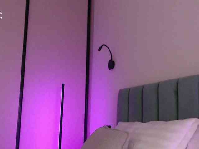 christinafit webcam