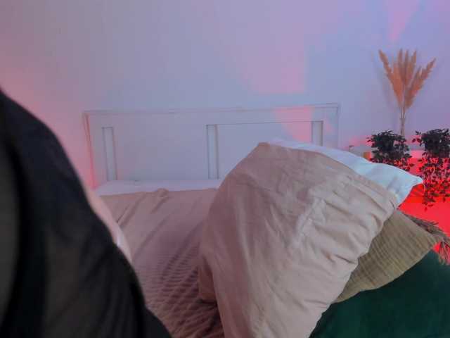 Glubokaya-Glotka2000 live cam on BongaCams