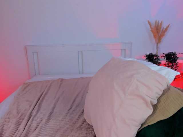 Glubokaya-Glotka2000 live cam on BongaCams