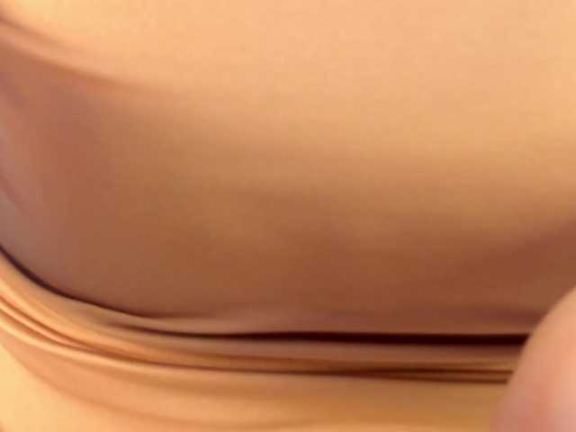 Glubokaya-Glotka2000 live cam on BongaCams