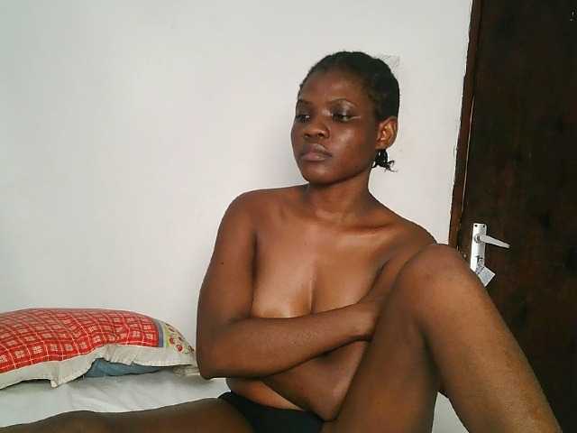 SexxyCamilla live cam on BongaCams