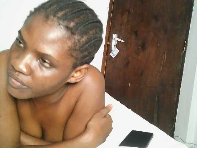 SexxyCamilla live cam on BongaCams