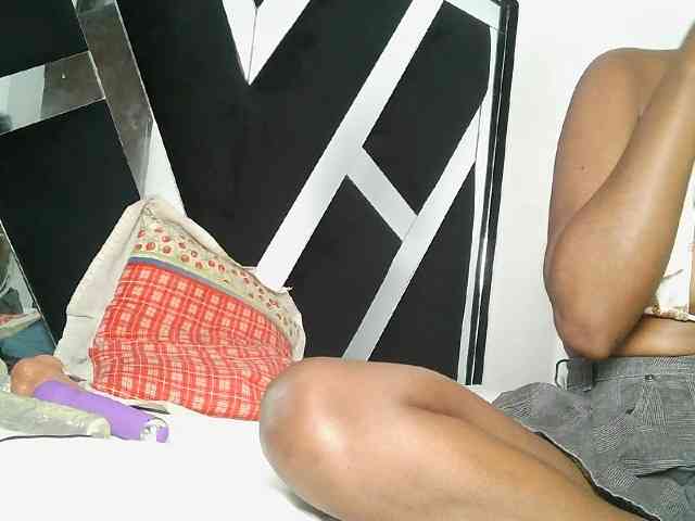SexxyCamilla webcam
