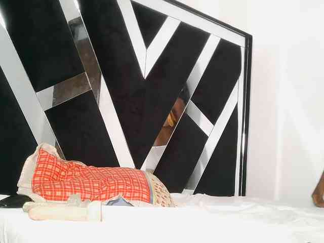 SexxyCamilla webcam