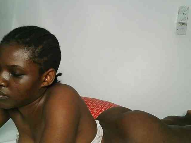 SexxyCamilla webcam