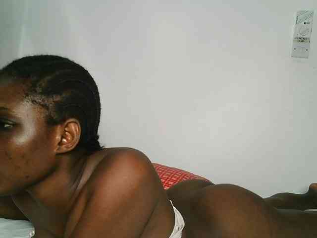 SexxyCamilla webcam