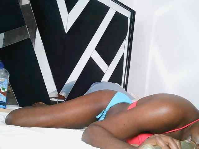 SexxyCamilla webcam